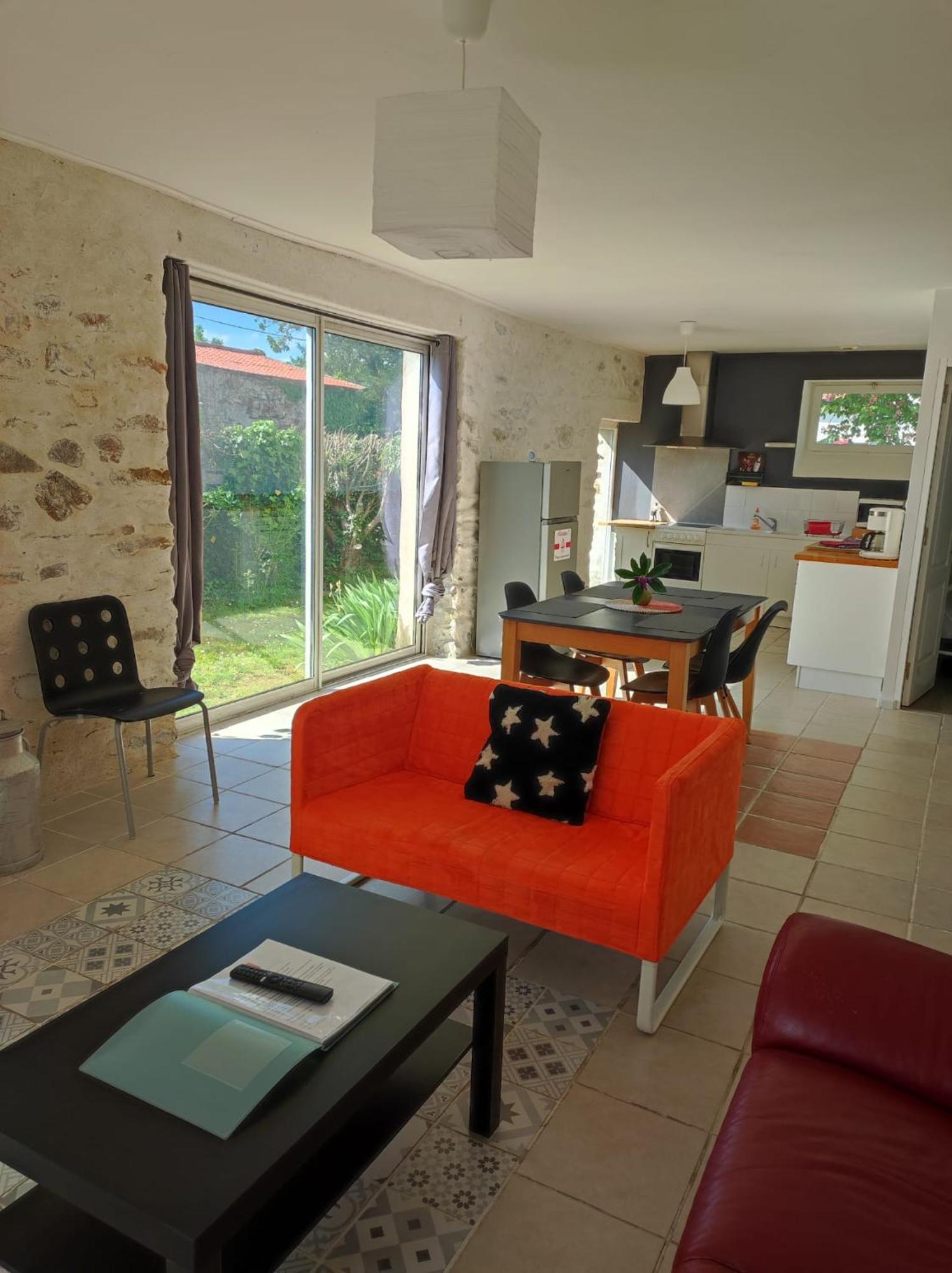 Gite Du Petit Gue Frossay Exterior photo